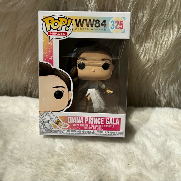 Funko Pop WW84 325 Diana Prince Gala Vinyl Figure - NIB - Picture 2 of 7